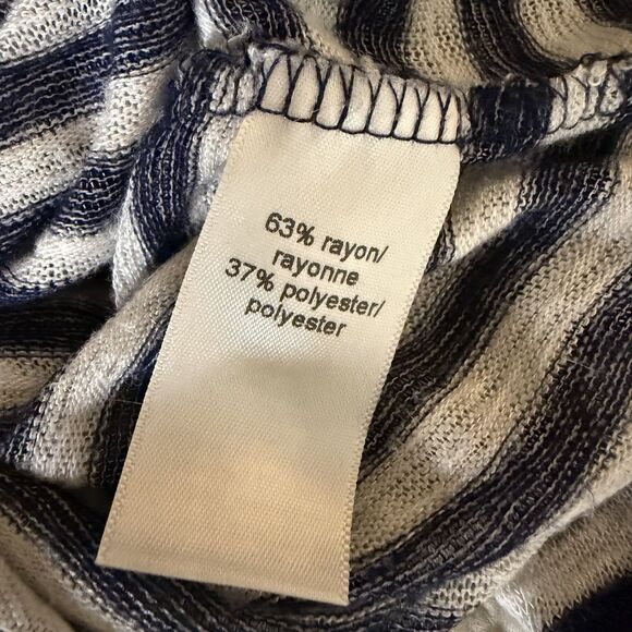 Maurices Hooded Knit Top Blouse Shirt Stripe Black White L bv - Picture 8 of 9